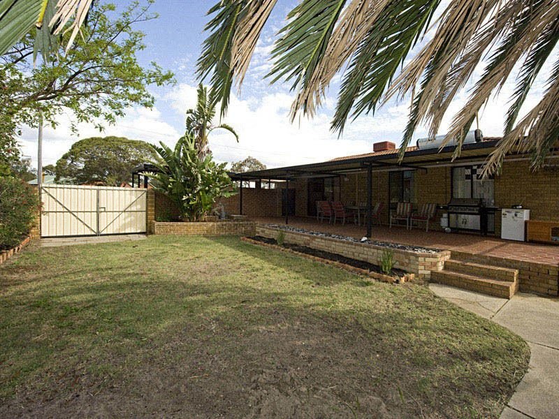 Photo - 15 Patrick Way, Huntingdale WA 6110 - Image 15