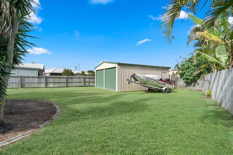 Photo - 15 Paul Drive, Point Vernon QLD 4655 - Image 18