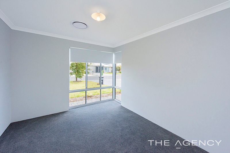 Photo - 15 Pavilion Crescent, Geographe WA 6280 - Image 15