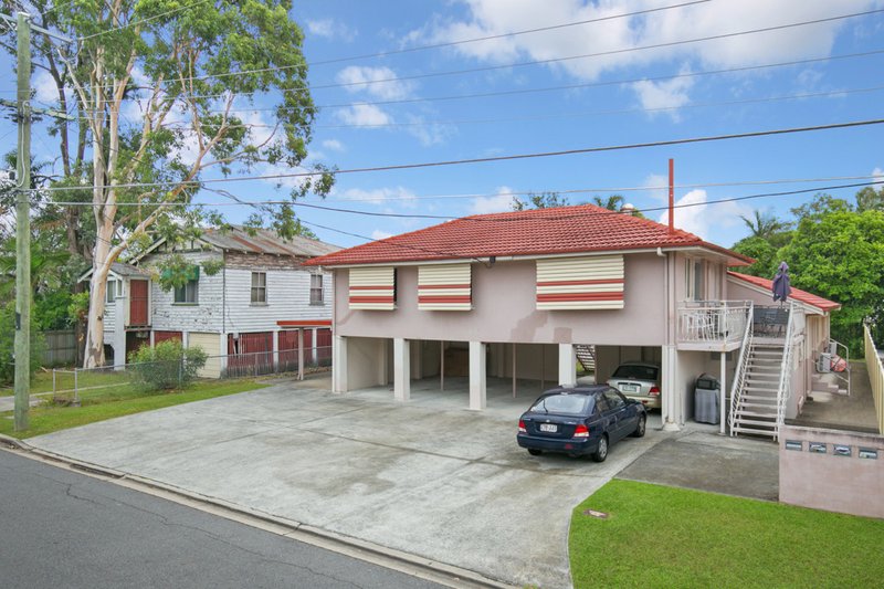 15 Pear Street, Greenslopes QLD 4120