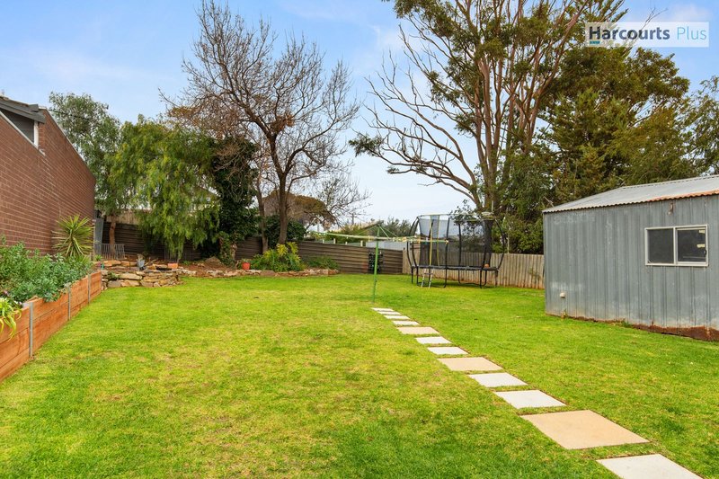 Photo - 15 Peera Street, Hallett Cove SA 5158 - Image 15