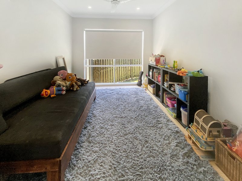 Photo - 15 Perception Rd , Nambour QLD 4560 - Image 10