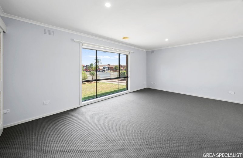 Photo - 15 Percival Street, Shepparton VIC 3630 - Image 5