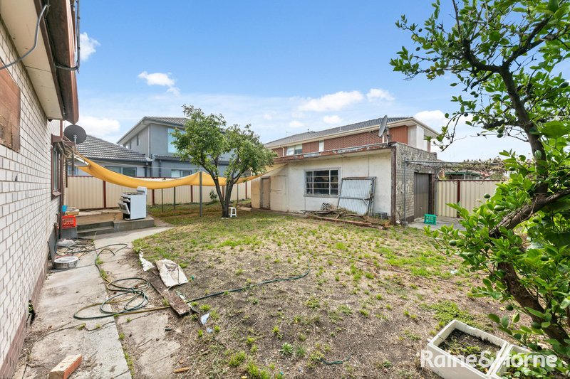 Photo - 15 Percy St , St Albans VIC 3021 - Image 15