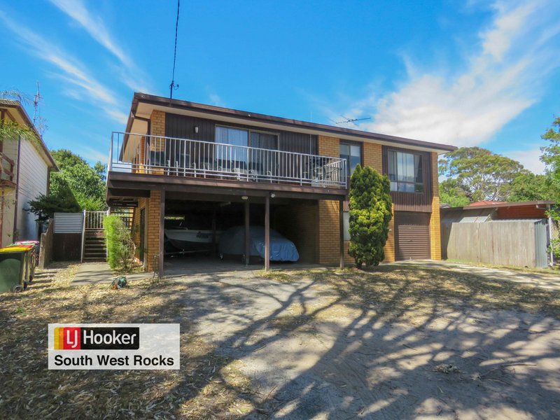 Photo - 15 Phillip Drive, South West Rocks NSW 2431 - Image 14