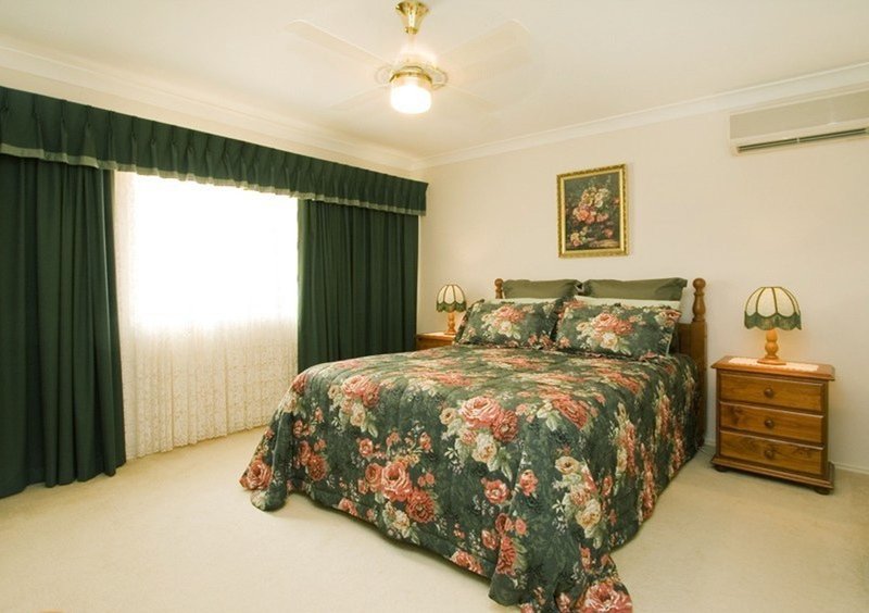 Photo - 15 Pimlico Lane, Aspley QLD 4034 - Image 8