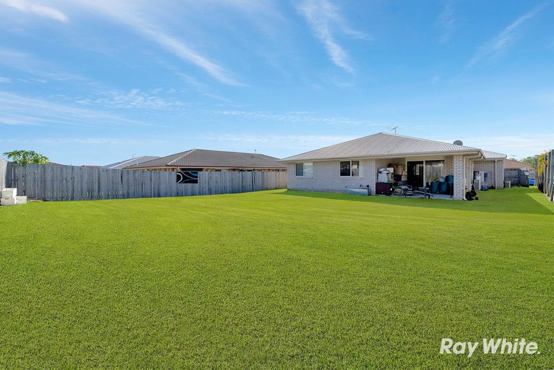 Photo - 15 Pine Grove Drive, Crestmead QLD 4132 - Image 9