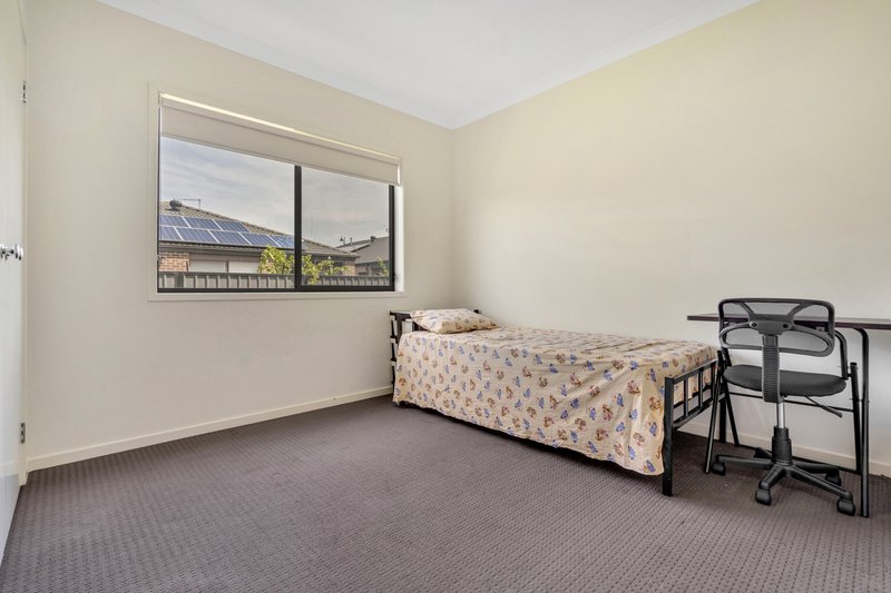 Photo - 15 Pioneer Street, Craigieburn VIC 3064 - Image 13