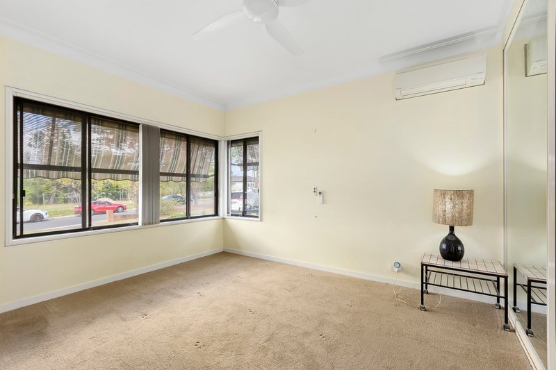 Photo - 15 Pioneer Street, Seven Hills NSW 2147 - Image 5