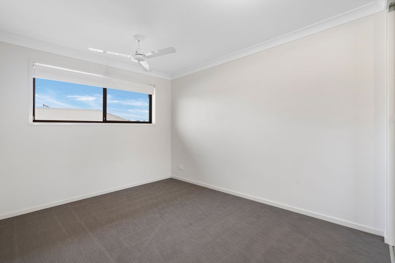Photo - 15 Pisces Court, Coomera QLD 4209 - Image 8