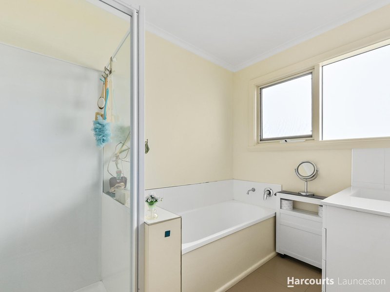 Photo - 15 Pitten Crief , Riverside TAS 7250 - Image 12
