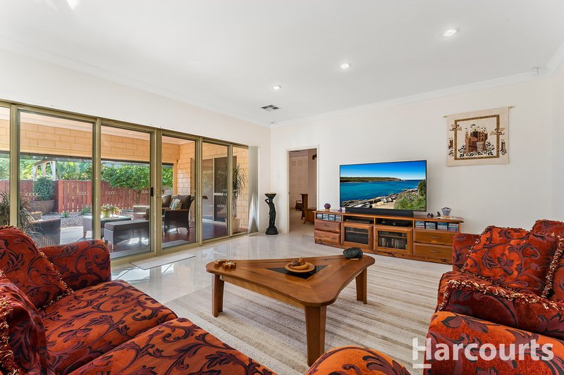 Photo - 15 Placid Waters Parade, Coodanup WA 6210 - Image 12