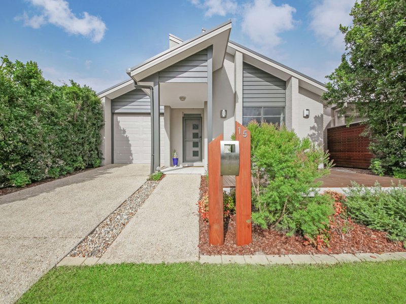 15 Planigale Crescent, North Lakes QLD 4509