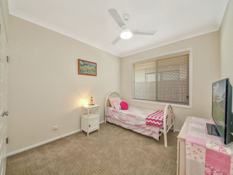 Photo - 15 Planigale Crescent, North Lakes QLD 4509 - Image 11