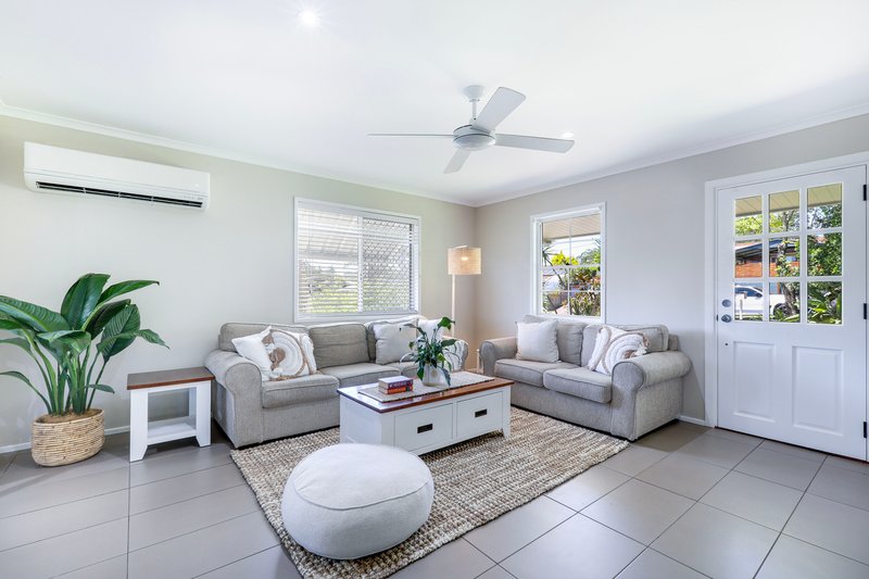 Photo - 15 Plum Parade, Nerang QLD 4211 - Image 4