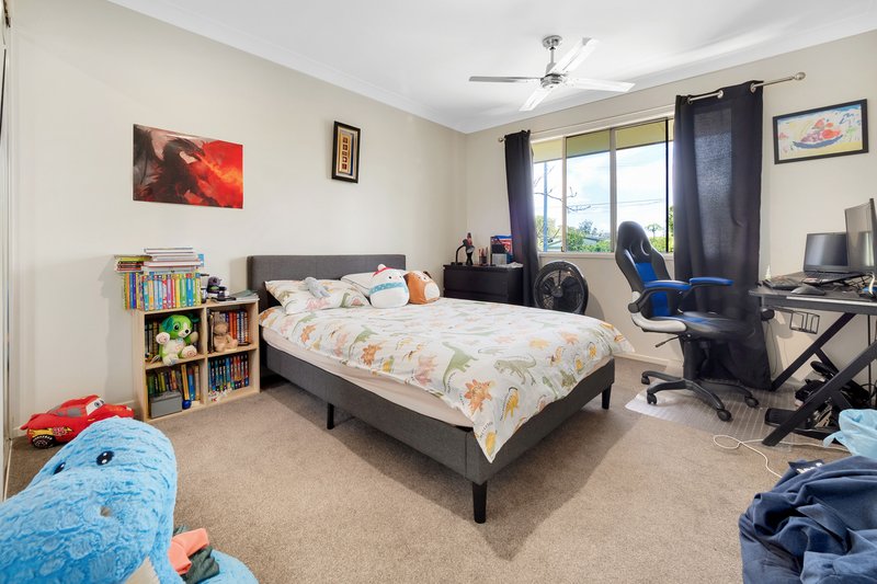 Photo - 15 Plumeria Close, Kenmore QLD 4069 - Image 7