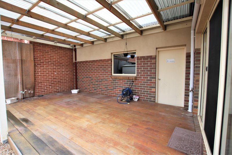 Photo - 1/5 Plymouth Avenue, Pascoe Vale VIC 3044 - Image 11