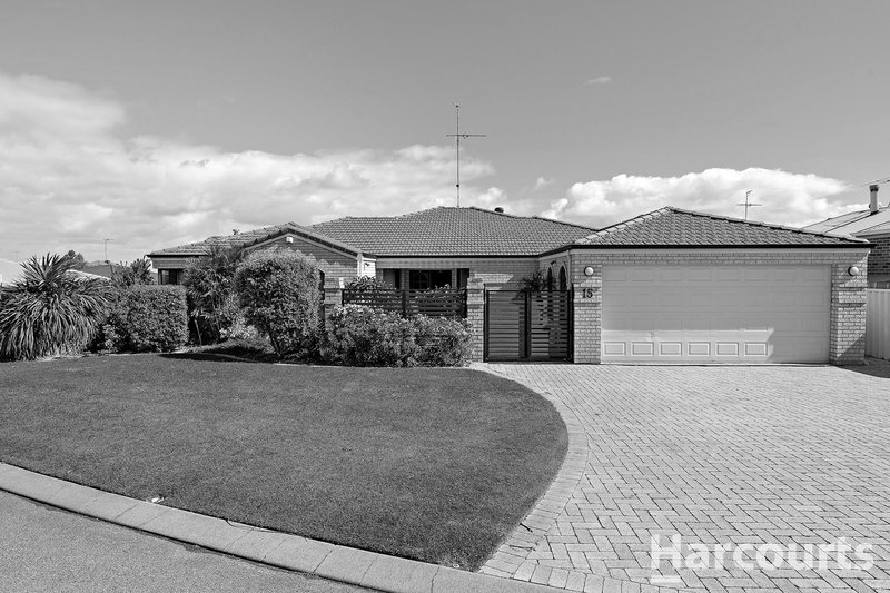 15 Poivre Place, San Remo WA 6210