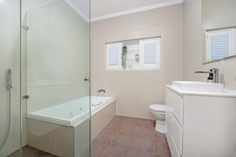 Photo - 15 Poole Street, Kingsgrove NSW 2208 - Image 6
