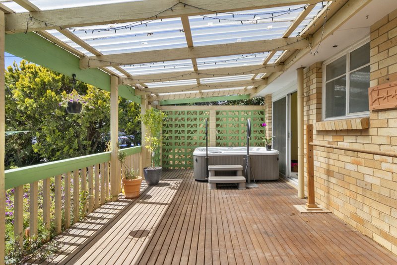 Photo - 15 Pope Street, Hughes ACT 2605 - Image 15