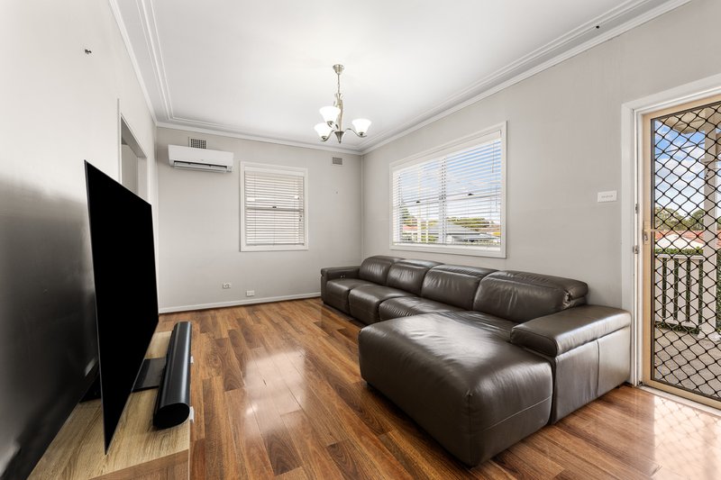 Photo - 15 Price Street, East Maitland NSW 2323 - Image 5