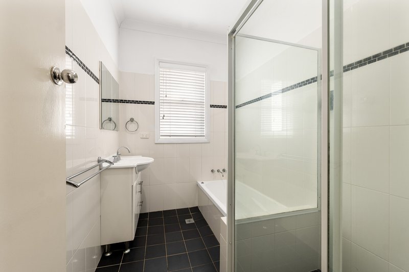 Photo - 15 Price Street, East Maitland NSW 2323 - Image 7