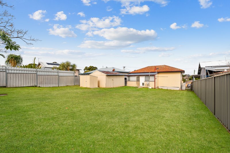 Photo - 15 Price Street, East Maitland NSW 2323 - Image 12