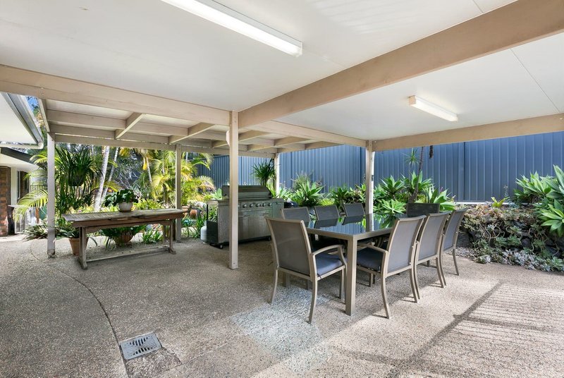 Photo - 15 Princeville Court, Robina QLD 4226 - Image 3