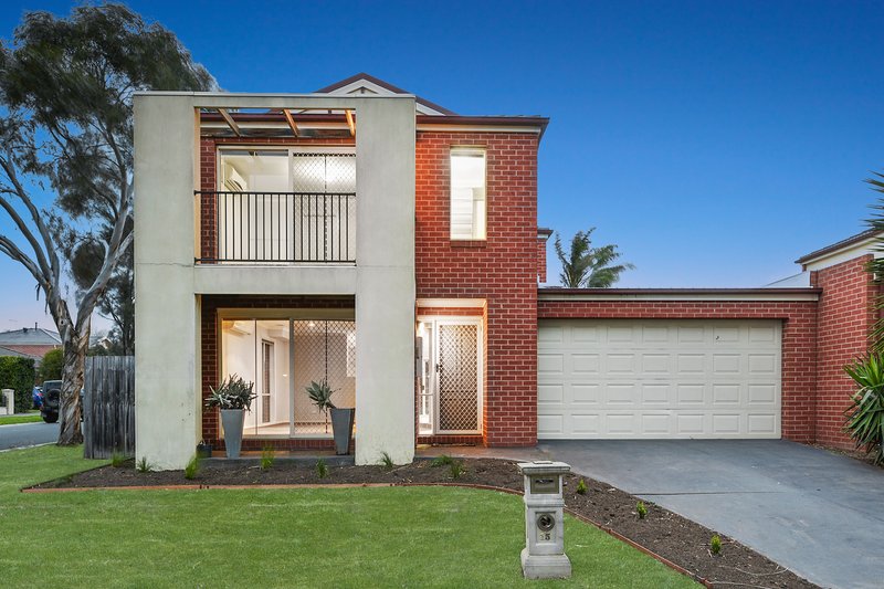 15 Provence Place, Narre Warren South VIC 3805