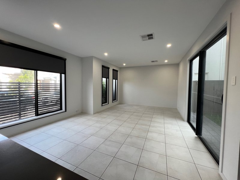 Photo - 15 Pultawilta Avenue, Enfield SA 5085 - Image 5