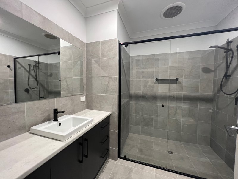 Photo - 15 Pultawilta Avenue, Enfield SA 5085 - Image 10