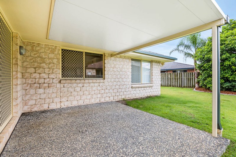 Photo - 15 Pumello Court, Bellmere QLD 4510 - Image 6