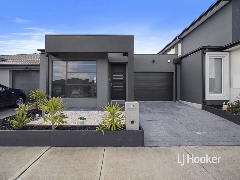 15 Quebec Avenue, Craigieburn VIC 3064