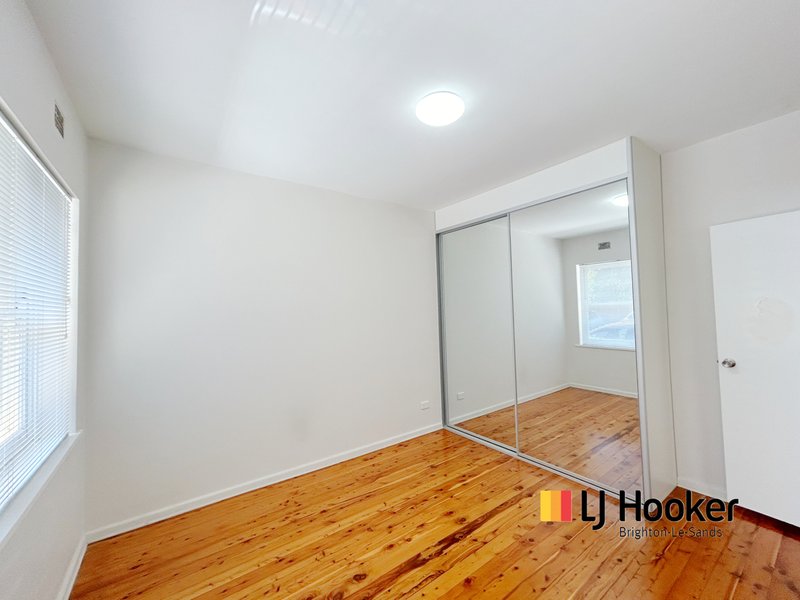 Photo - 1/5 Queens Road, Brighton-Le-Sands NSW 2216 - Image 4