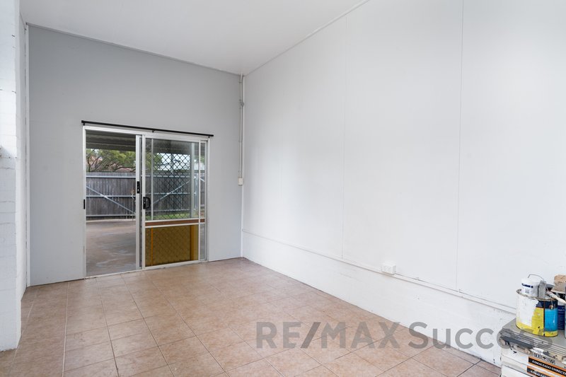 Photo - 15 Quelch Street, Rockville QLD 4350 - Image 9