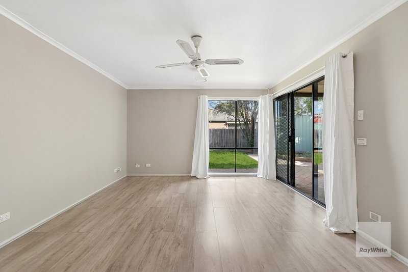 Photo - 15 Racecourse Road, Werribee VIC 3030 - Image 7