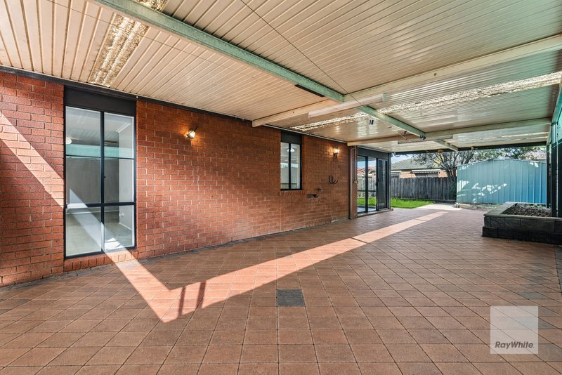 Photo - 15 Racecourse Road, Werribee VIC 3030 - Image 15