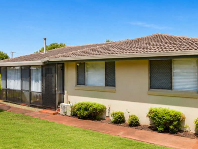 Photo - 15 Raff Street, North Toowoomba QLD 4350 - Image 1