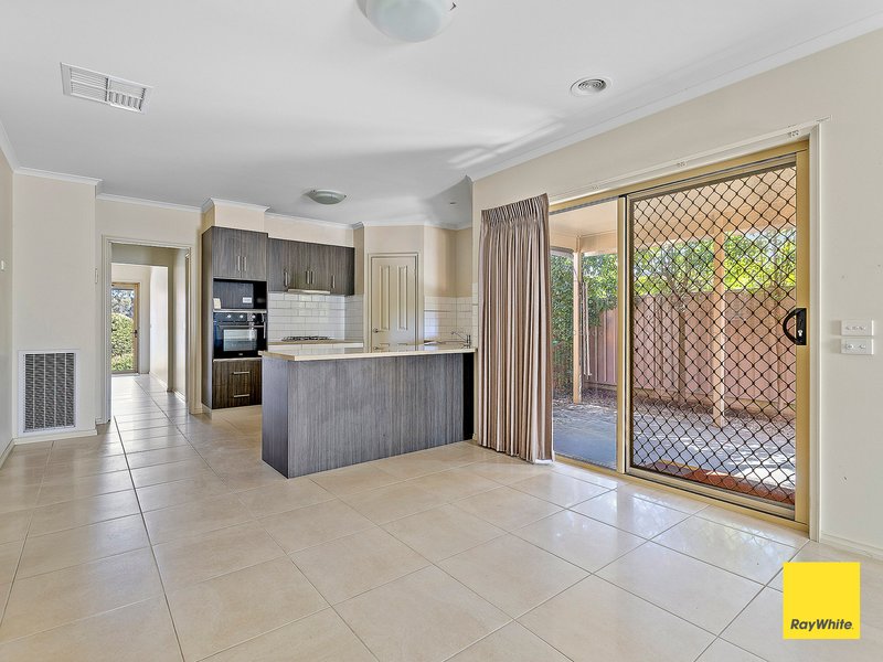 Photo - 15 Rankins Lane, Eaglehawk VIC 3556 - Image 2