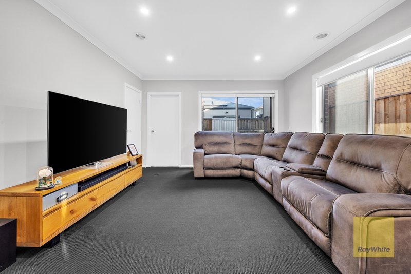 Photo - 15 Rathmines Road, Truganina VIC 3029 - Image 9