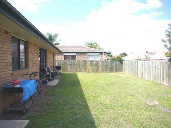 Photo - 15 Ravenswood Lane, Springfield QLD 4300 - Image 8