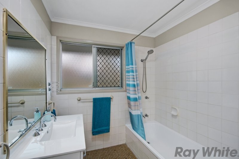 Photo - 15 Raymond Terrace, Deception Bay QLD 4508 - Image 6