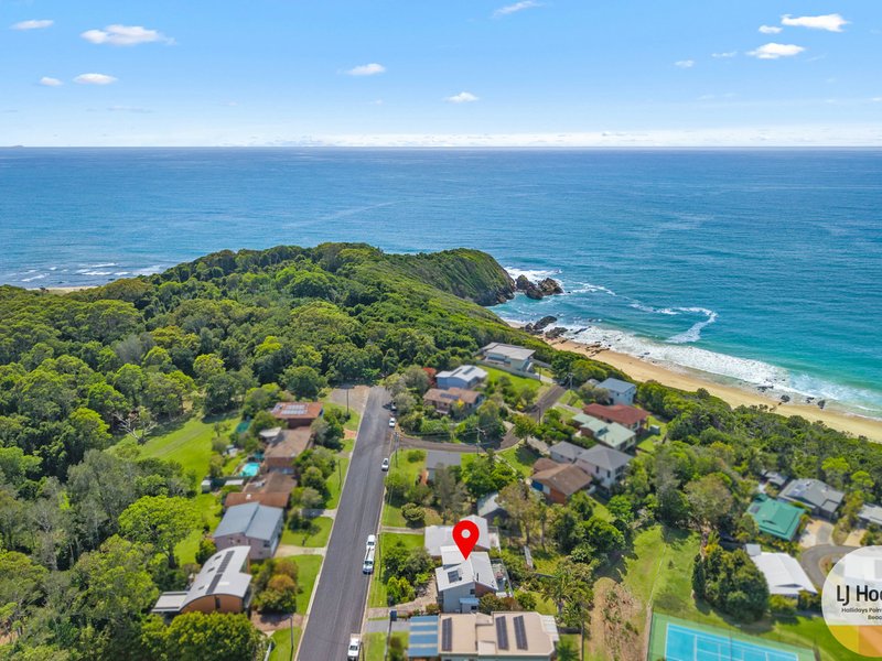 15 Red Head Road, Red Head NSW 2430