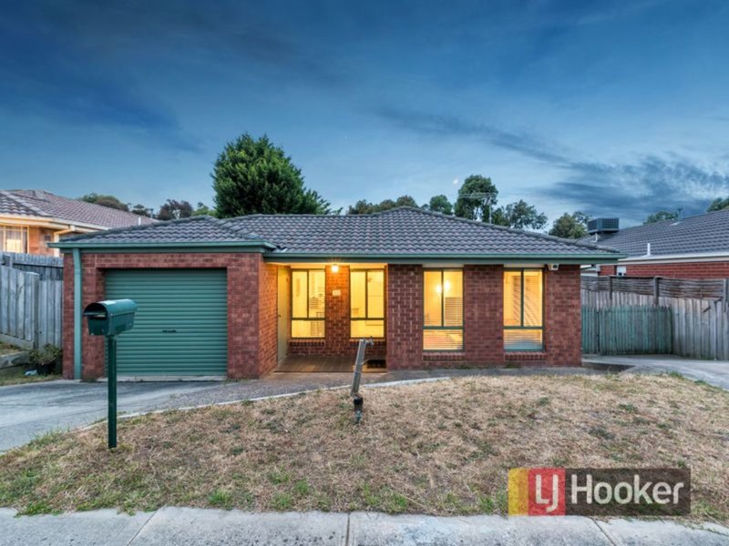 15 Redwood Avenue, Hampton Park VIC 3976