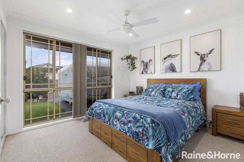 Photo - 15 Redwood Close, Fletcher NSW 2287 - Image 10