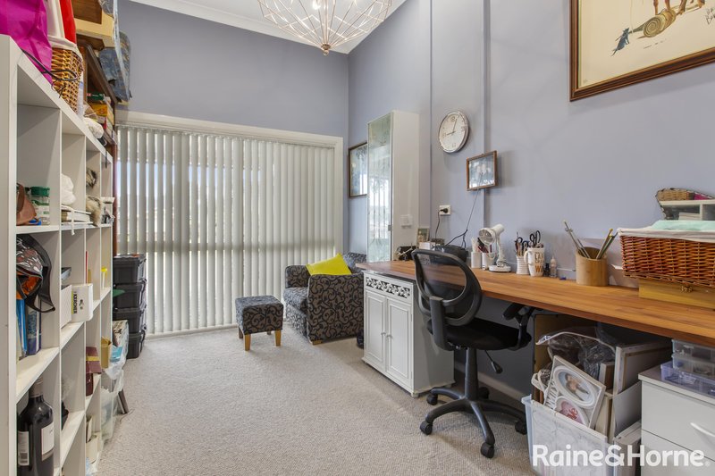 Photo - 15 Redwood Close, Fletcher NSW 2287 - Image 15