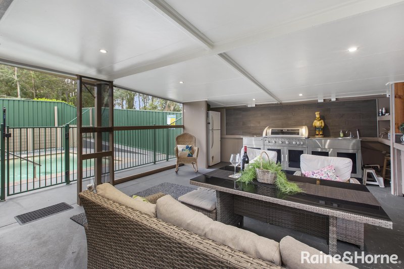 Photo - 15 Redwood Close, Fletcher NSW 2287 - Image 17