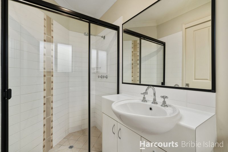 Photo - 15 Reeders St , Sandstone Point QLD 4511 - Image 11