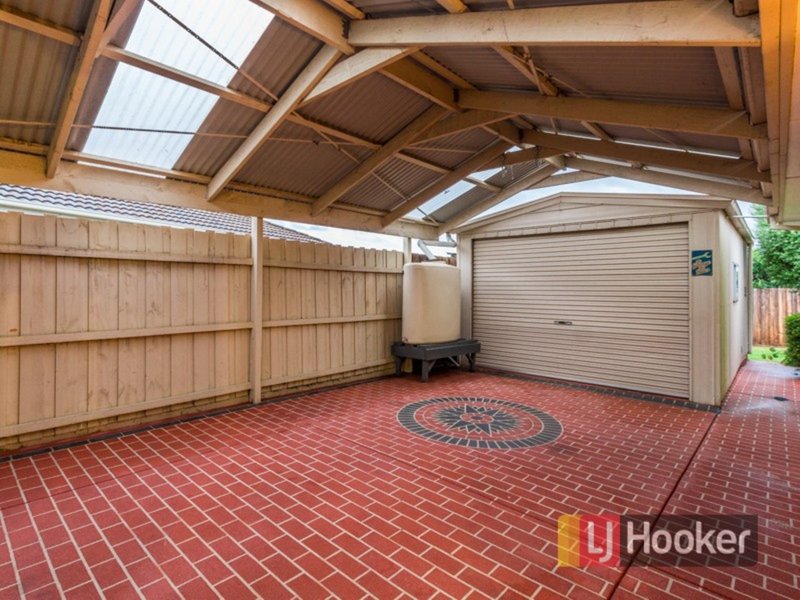 Photo - 15 Reeves Court, Hampton Park VIC 3976 - Image 15