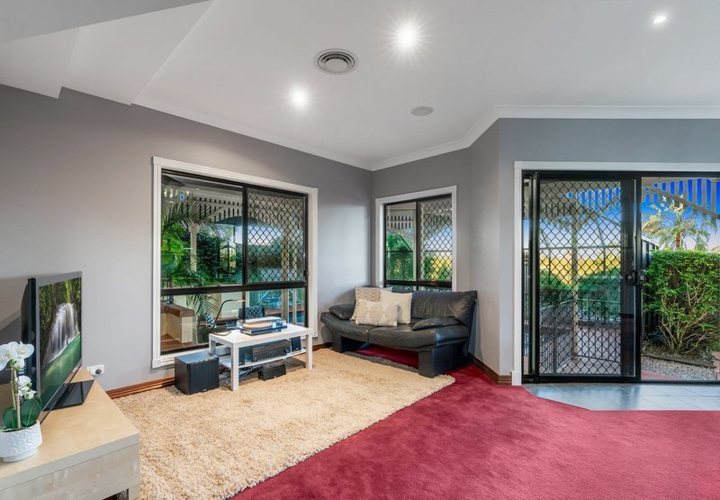 Photo - 15 Rembrandt Street, Carina QLD 4152 - Image 14